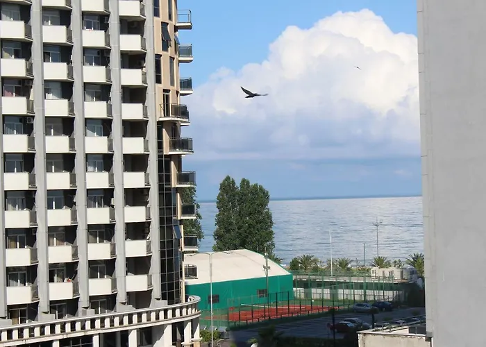 Nadia\'S Apartment In Batumi Close The The Sea